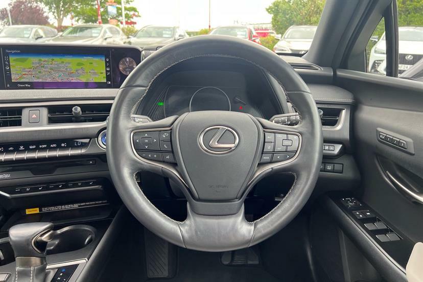 Lexus UX 250H 2.0 Cvt Without Nav  #26