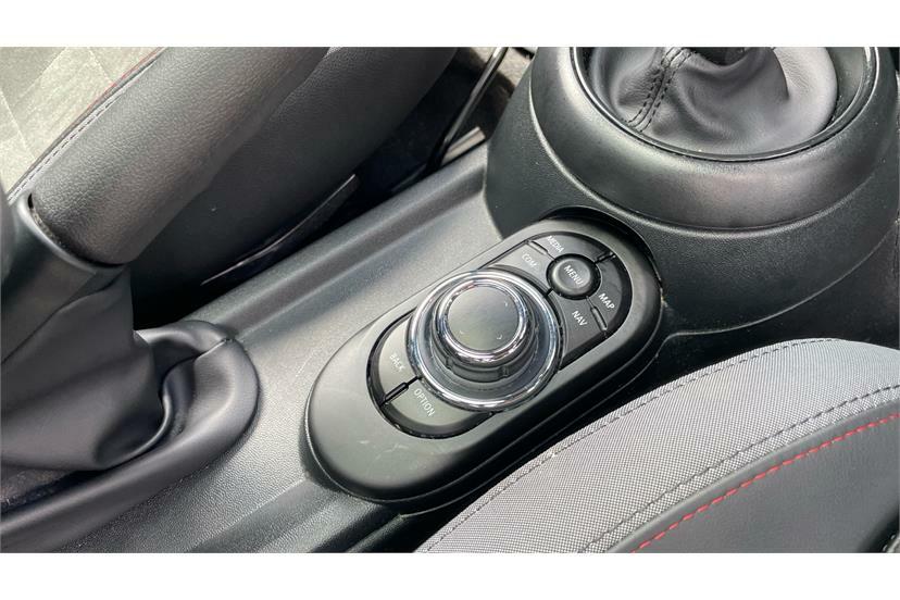 Mini Hatch 1.5 Cooper Sport 2023 Black #18