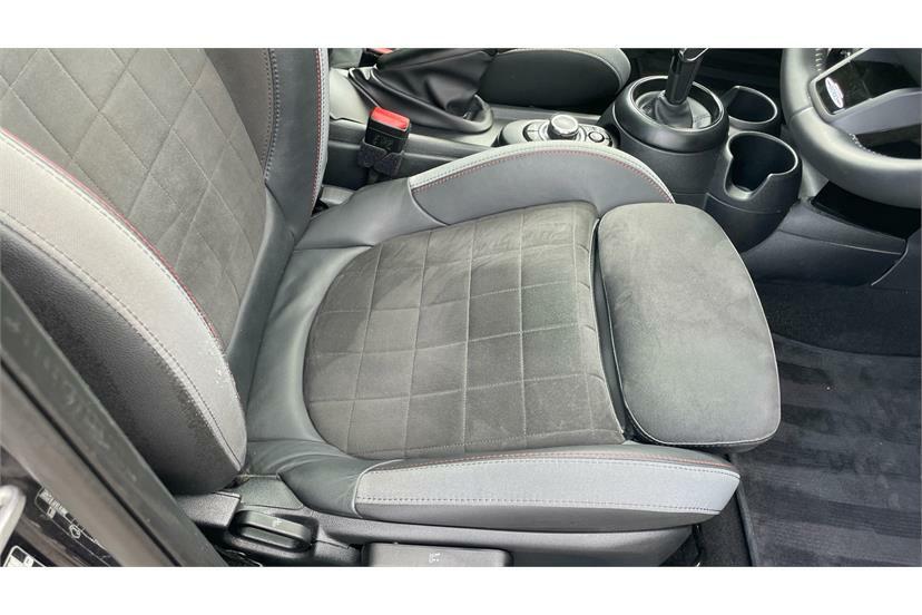 Mini Hatch 1.5 Cooper Sport 2023 Black #33