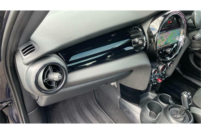 Mini Hatch 1.5 Cooper Sport 2023 Black #29