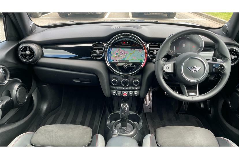 Mini Hatch 2.0 Cooper S Sport Comfortnav Pack Black #4