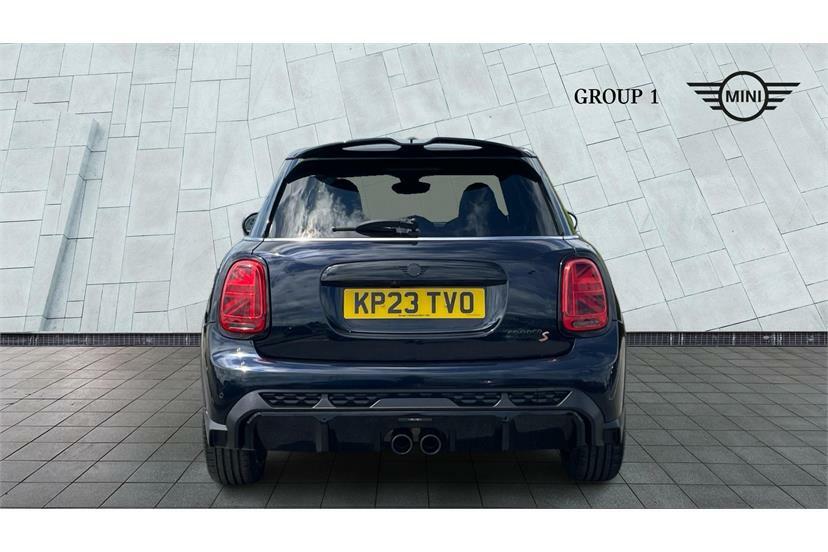 Mini Hatch 1.5 Cooper Sport 2023 Black #14