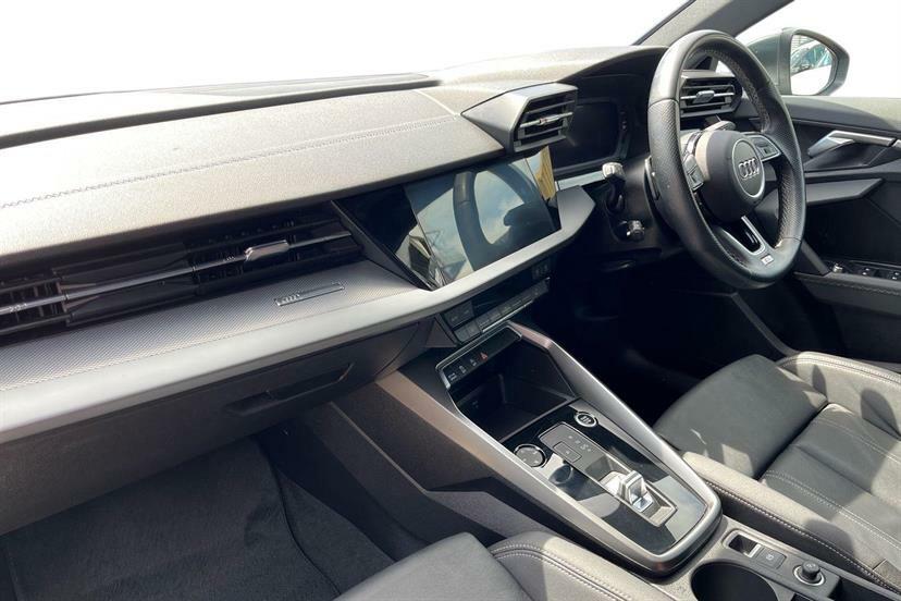 Audi A3 30 Tfsi Sport Black #2