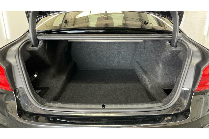 BMW 5 Series Se Grey #13