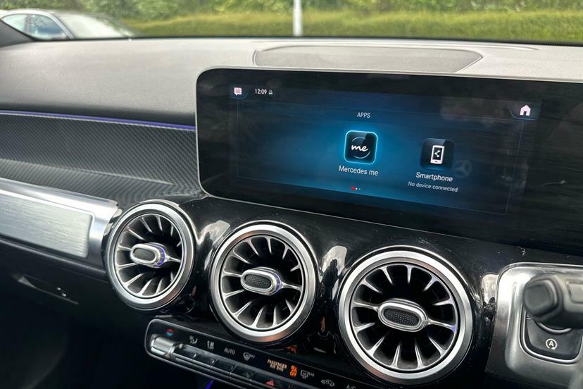 Mercedes-Benz GLB Class Amg Line Blue #48
