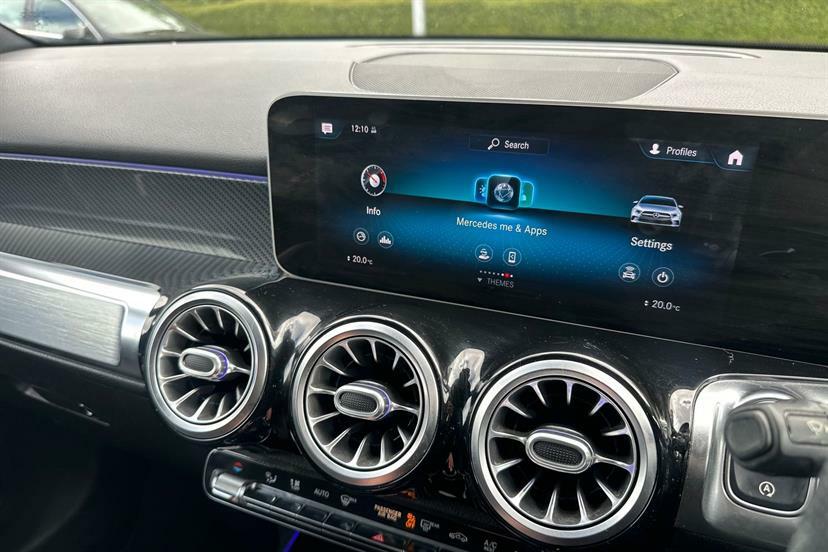 Mercedes-Benz GLB Class Amg Line Blue #50