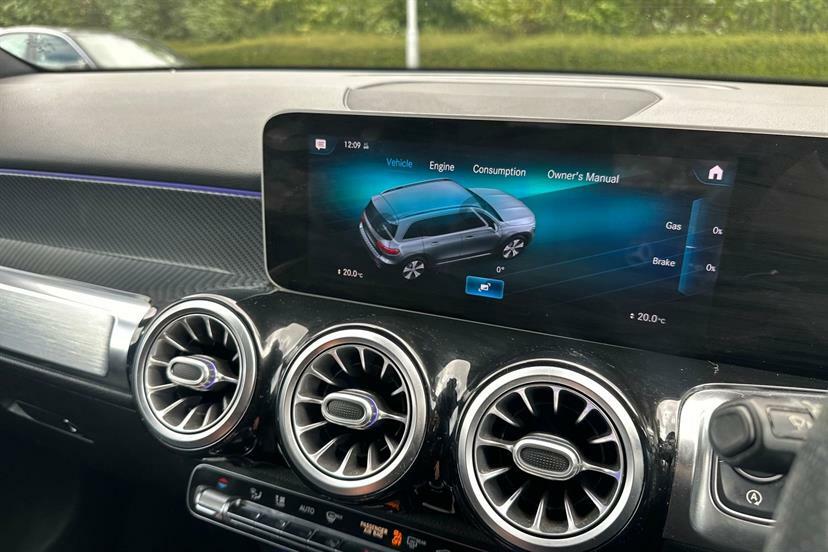 Mercedes-Benz GLB Class Amg Line Blue #47