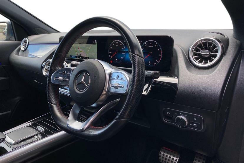 Mercedes-Benz GLA Class 200 Amg Line Premium Blue #5