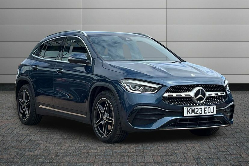 Mercedes-Benz GLA Class Gla200 Amg Line Premium Blue