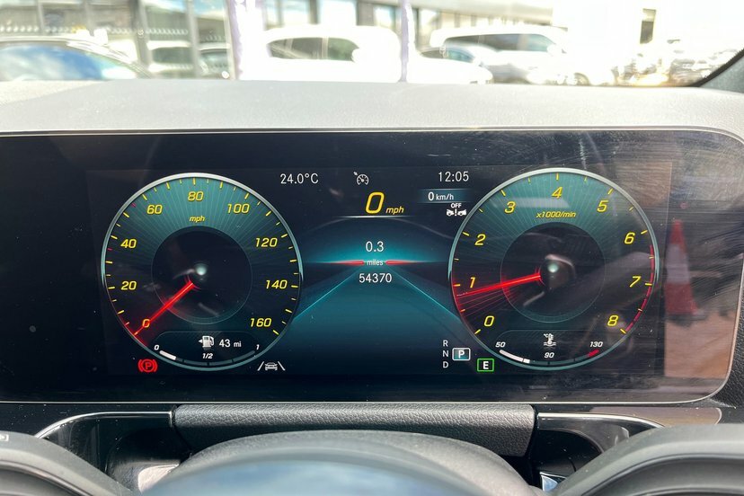 Mercedes-Benz GLA Class Gla200 Amg Line Premium KM23EOJ Blue #6