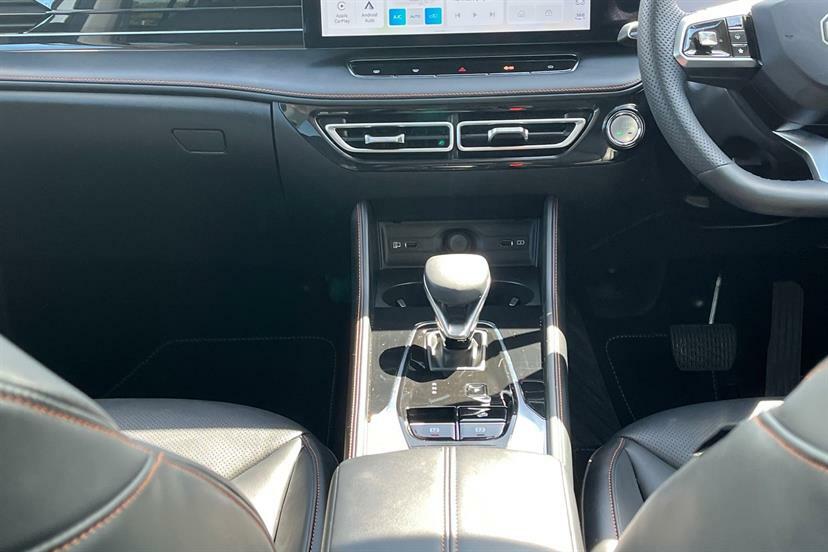 MG HS 1.5 T-gdi Phev Trophy Black #8