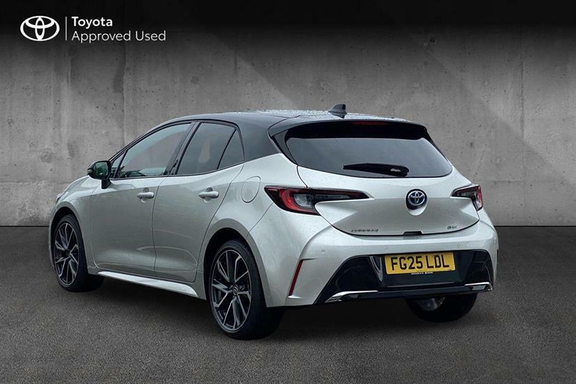 Toyota Corolla 2.0 Hybrid 178 Excel Cvt Black #4
