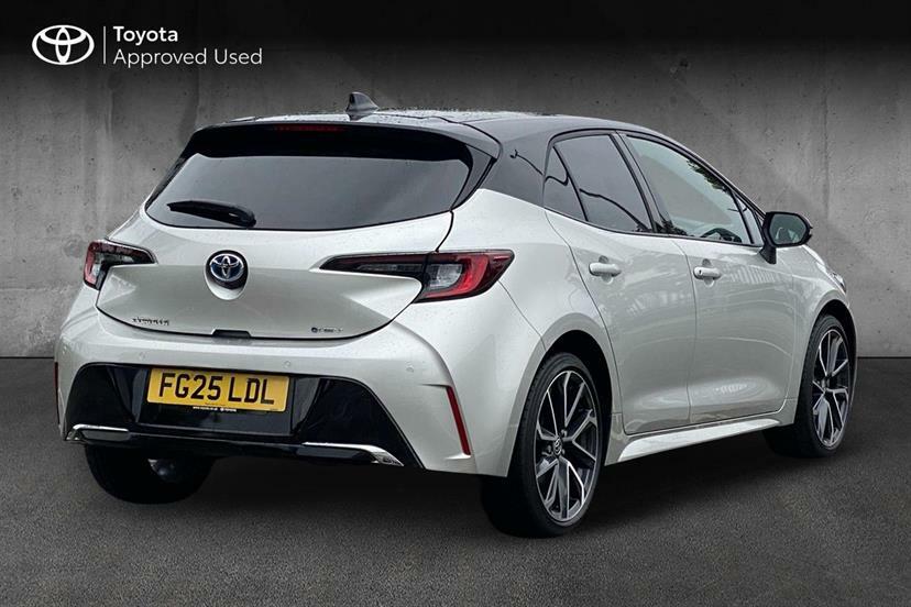 Toyota Corolla 2.0 Hybrid 178 Excel Cvt Black #2