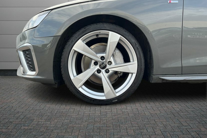 Audi A4 2.0 Tfsi 40 S Line Saloon S Tronic 204 HG24VBV Grey #5