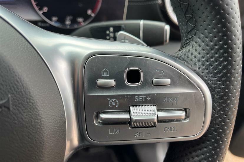 Mercedes-Benz E Class 2.0 E 220 D Se 192 Bhp Black #35