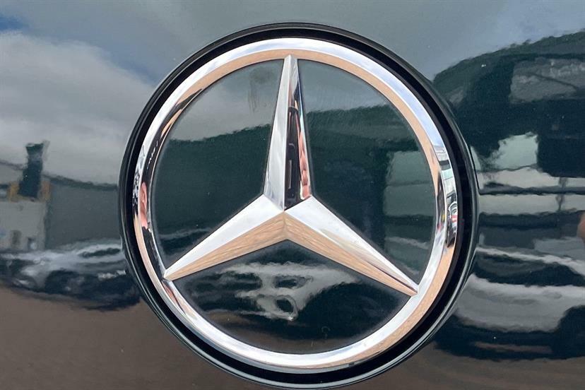 Mercedes-Benz E Class 2.0 E 220 D Se 192 Bhp Black #54