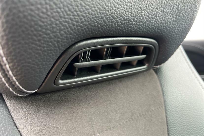 Mercedes-Benz E Class 2.0 E 220 D Se 192 Bhp Black #27