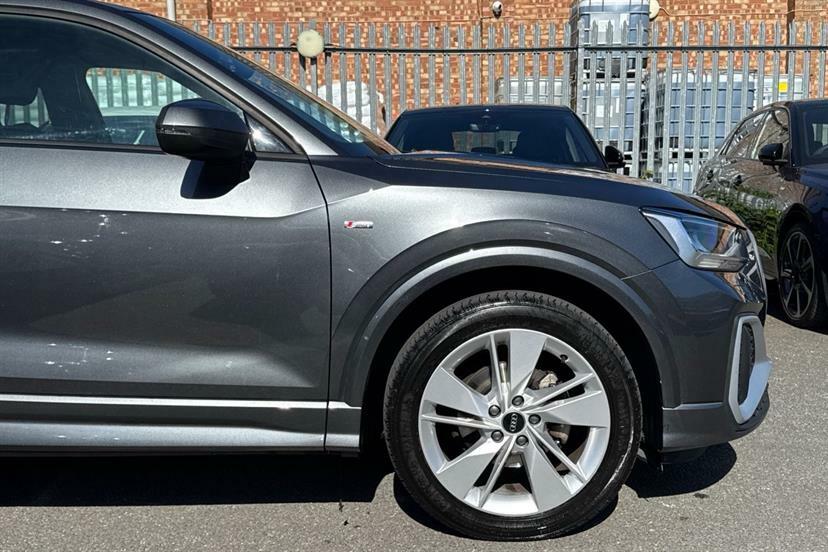 Audi Q2 30 Tfsi 116 Black Edition Tech Black #19