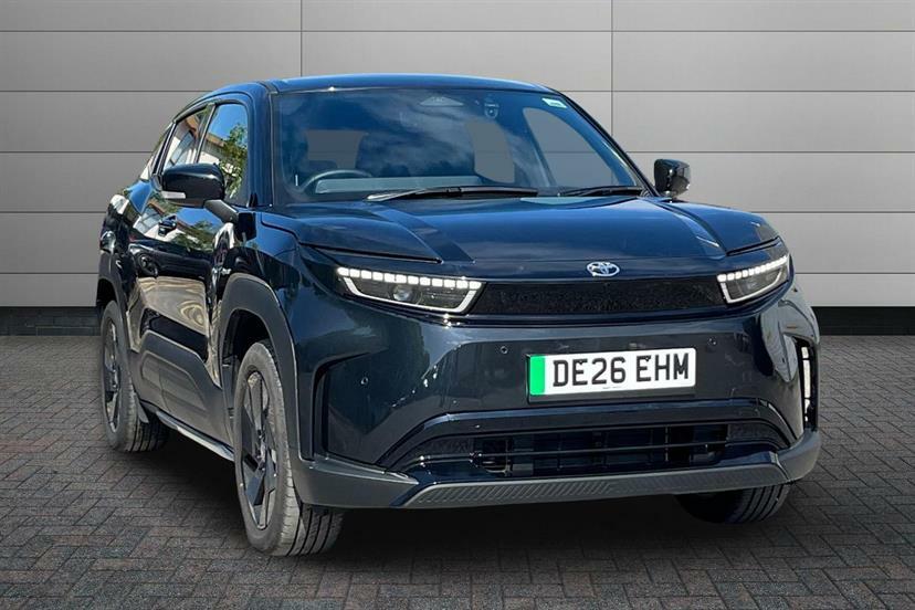 Toyota Urban Cruiser 128Kw Design 61Kwh Black