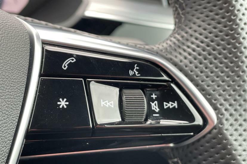 Audi E-tron E-tron Sportback S Vorsprung Quattro Blue #32