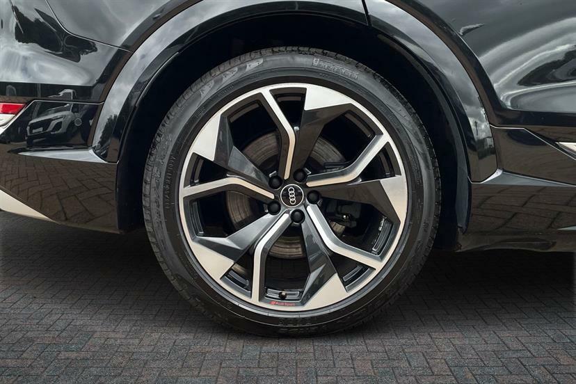 Audi E-tron 370Kw S Quattro 95Kwh Black #5