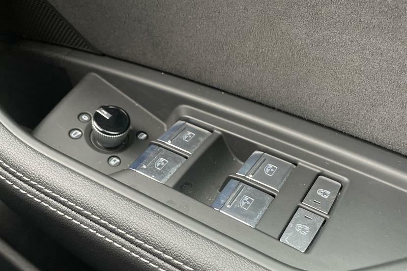 Audi E-tron E-tron Sportback S Vorsprung Quattro Blue #30