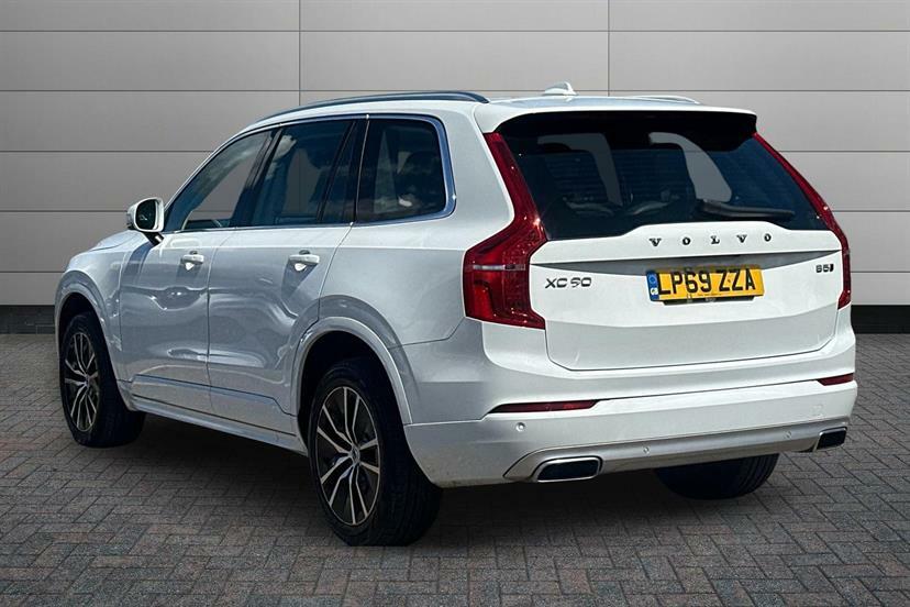 Volvo XC90 2.0 B5p 250 Momentum Awd Gtron White #3