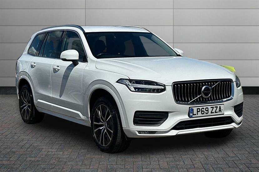 Volvo XC90 2.0 B5p 250 Momentum Awd Gtron White