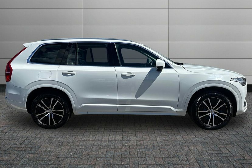 Volvo XC90 2.0 B5 Mhev Momentum Suv Hybrid 4W LP69ZZA White #4
