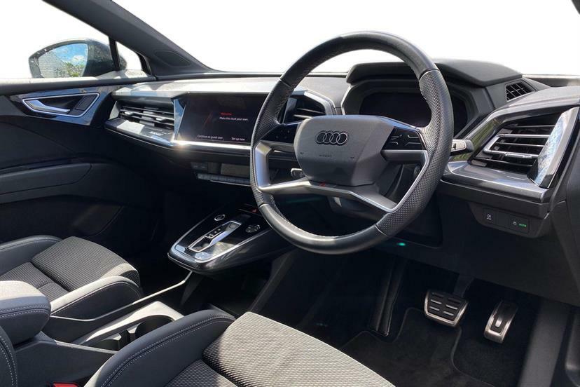 Audi Q4 E Tron 150Kw 40 82Kwh S Line Black #5