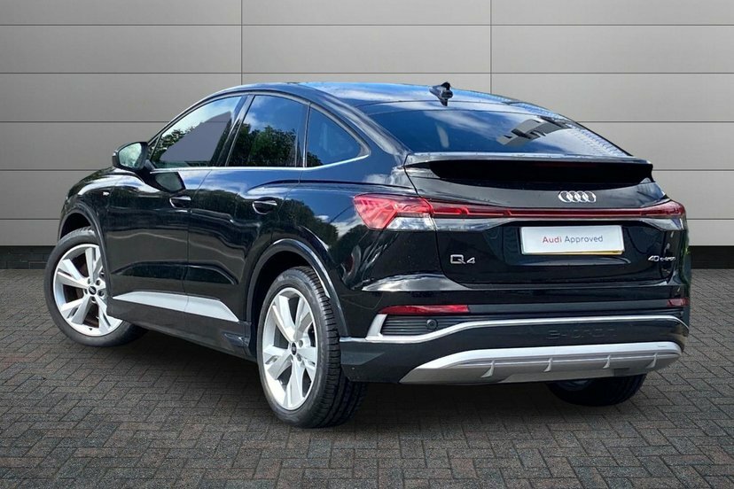 Audi Q4 E Tron 40 S Line Sportback 82Kwh 204 P Black #3