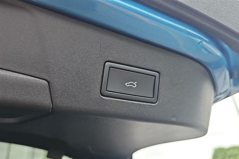 Volkswagen ID.4 Match Pro Black #12