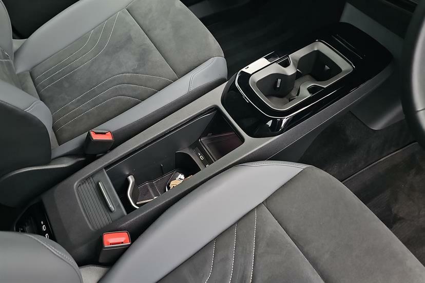 Volkswagen ID.4 Match Pro Black #27