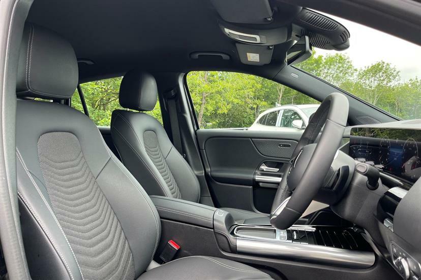 Mercedes-Benz GLA Class Amg Line Black #35