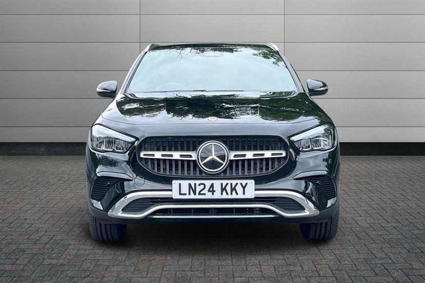 Mercedes-Benz GLA Class Amg Line Black #11