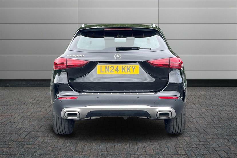 Mercedes-Benz GLA Class Amg Line Black #12