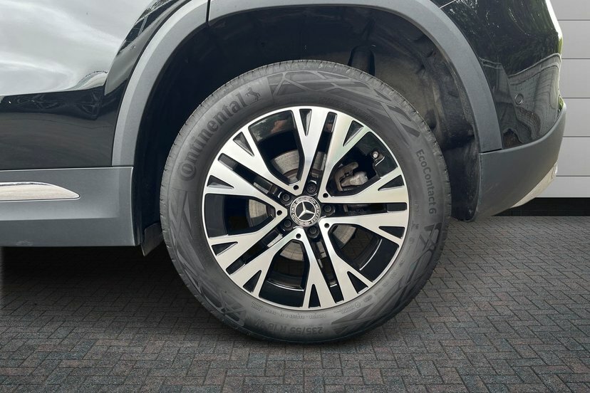 Mercedes-Benz GLA Class Gla200h Mhev Sport Executive LN24KKY Black #4