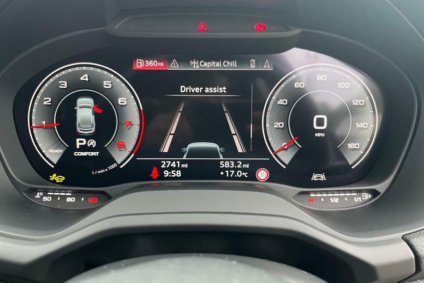Audi Q2 35 Tfsi S Line S Tronic Cs Black #6