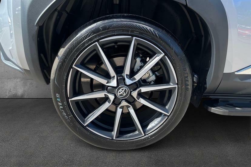 Toyota Yaris Cross 1.5 Hybrid 130 Gr Sport Cvt Black #5