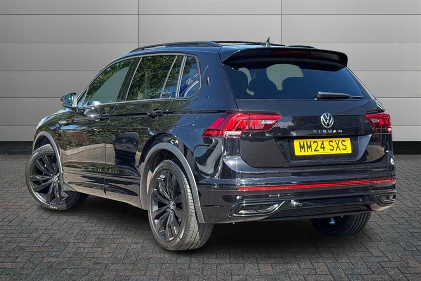 Volkswagen Tiguan 1.5 Tsi 150 Black Edition Dsg Black #3