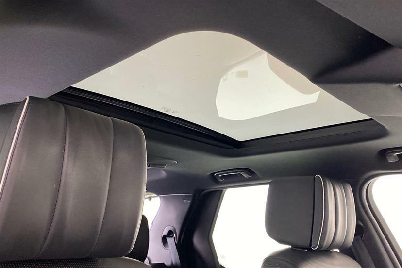 Land Rover Discovery Suv White #19