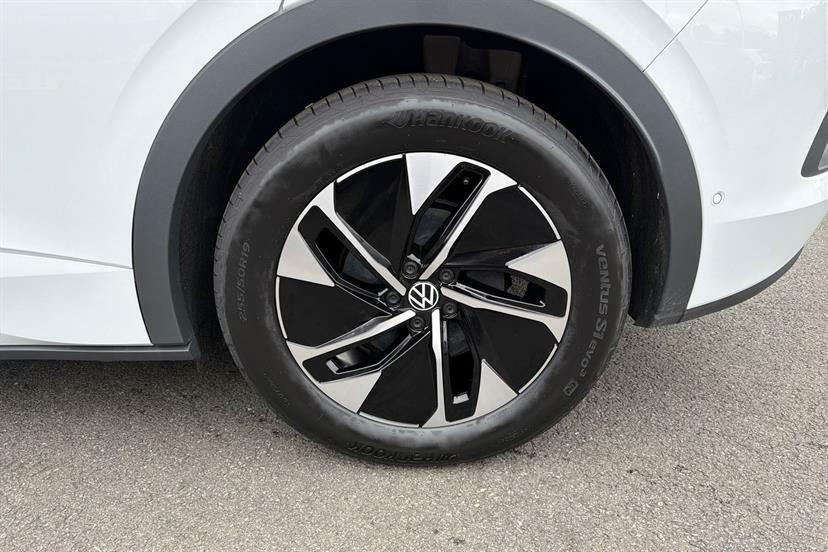 Volkswagen ID.5 Match Pro Black #15