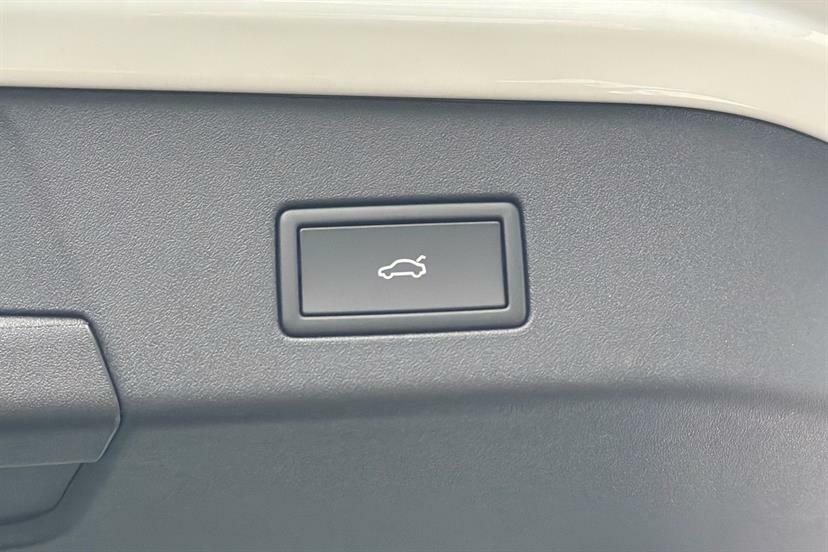 Volkswagen ID.5 Match Pro Black #25