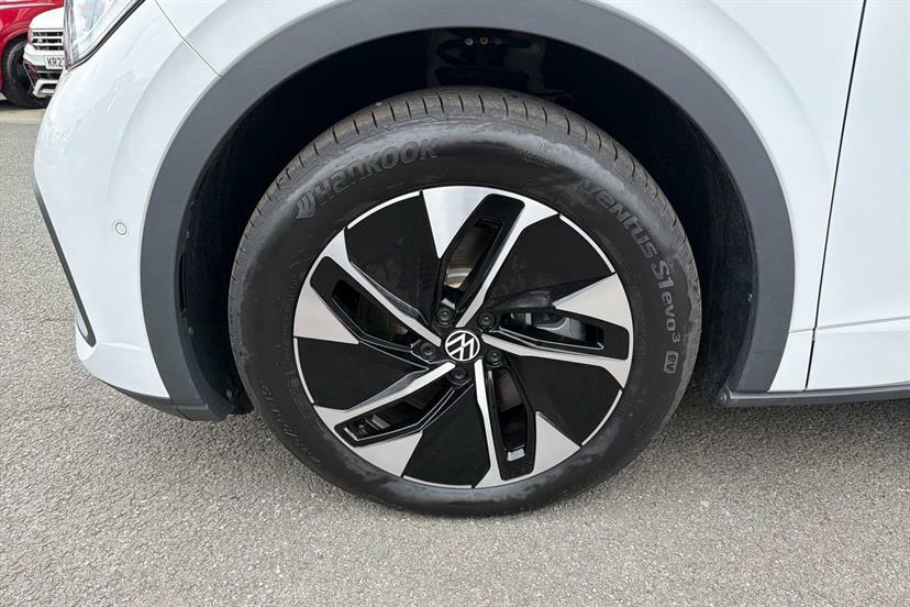Volkswagen ID.5 Match Pro Black #16