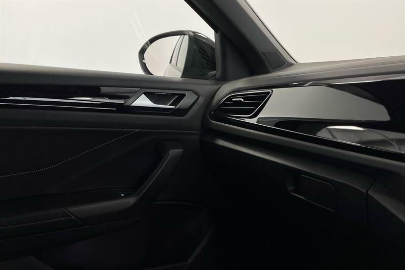 Volkswagen T-Roc Style Black #18