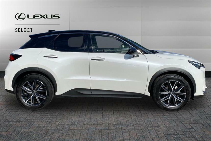 Lexus LBX 1.5 Premium Plus E-cvt White #4