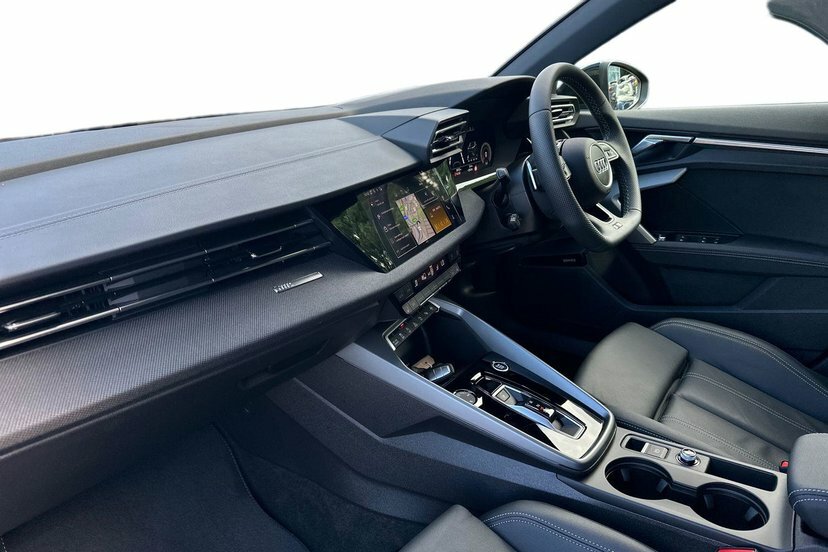 Audi A3 1.5 Tfsi Black Edition Sportback S Tron KR75GHY Black #2