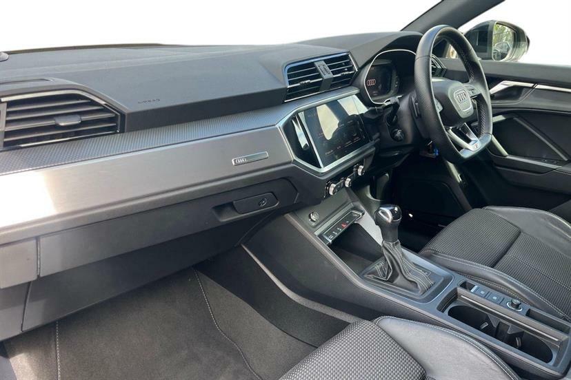 Audi Q3 35 Tfsi S Line S Tronic Leather Black #2