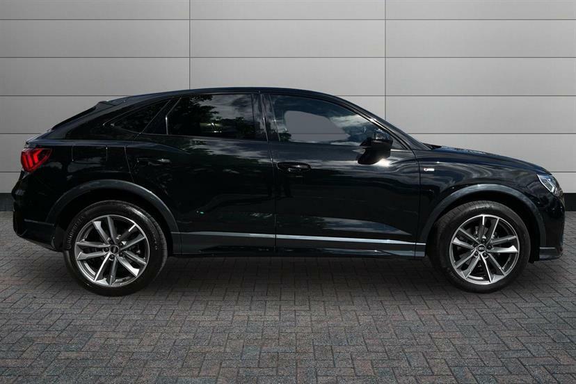 Audi Q3 35 Tdi Black Edition S Tronic Cs Pack Black #3