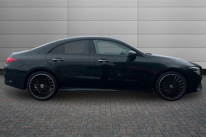 Mercedes-Benz CLA Class 200 Amg Line Premium Plus Tip Black #3